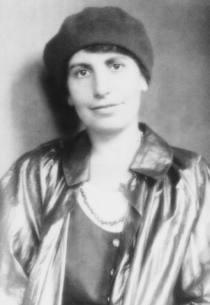 ����� ����